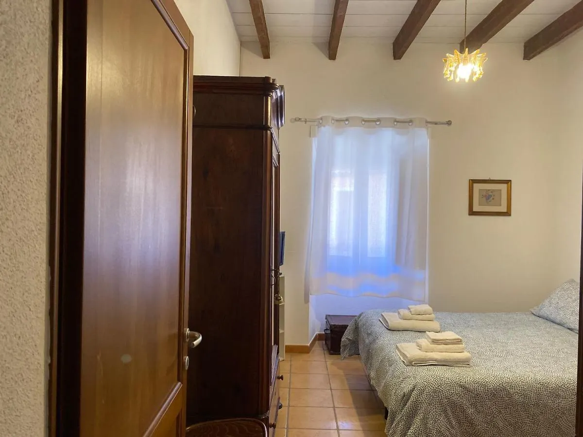 B&B Domenico Paulis Tuili Bed & Breakfast